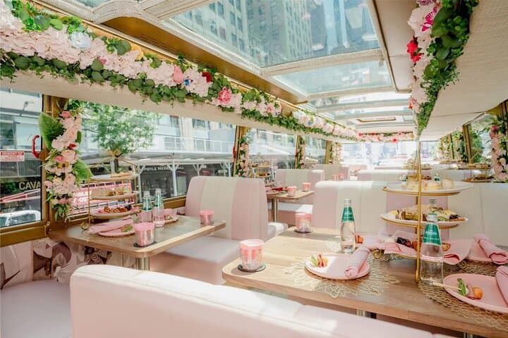 Tea Around Town NYC: Mobile Tea Room Sightseeing Bus Tour photo 4