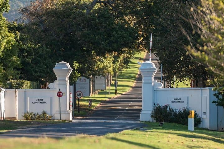 Table Mountain, Kirstenbosch & Constantia Wine Valley Day Tour from Cape Town photo 4