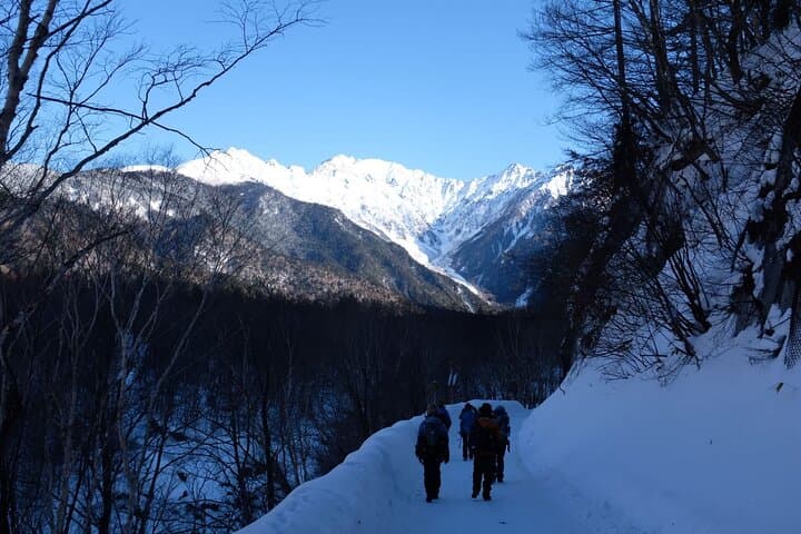 Kamikochi Taisho Pond Snowshoe Trek — Japan Alps Winter Trekking photo 3