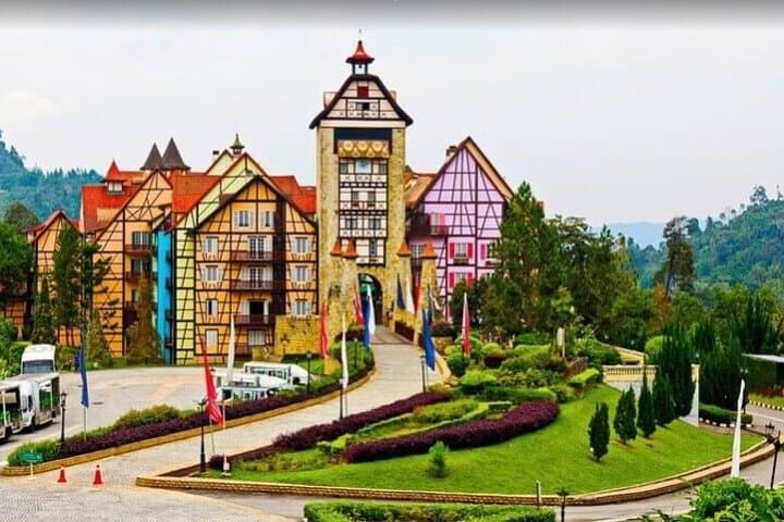 Genting Highlands & Bukit Tinggi: Cable Cars, Colmar Tropicale and Hill-Top Adventure photo 4