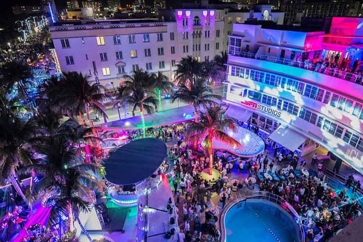 Miami Beach Pub Crawl & South Beach Clubbing Experience