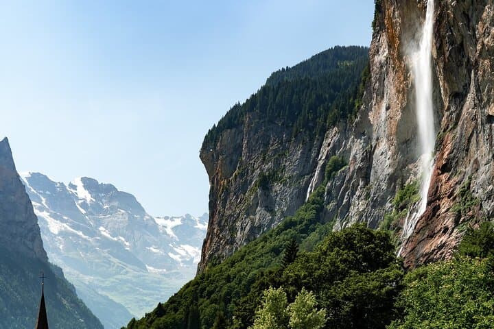 Day Trip from Zurich to Grindelwald and Lauterbrunnen: Waterfalls & Alpine Views photo 4