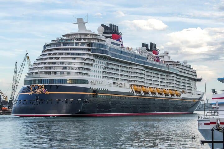 Private transfer from Cape Liberty Cruise Port to Manhattan — door-to-door shuttle photo 6