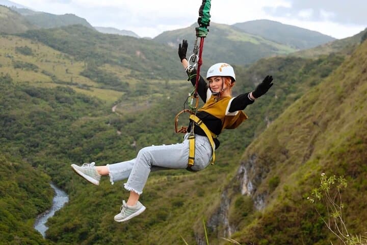 Paso del Ángel, Santa Sofía Adventure Park — ziplines, rappelling & sky hammocks photo 2