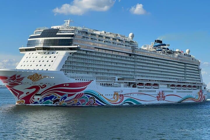 Private transfer from Cape Liberty Cruise Port to Manhattan — door-to-door shuttle photo 5