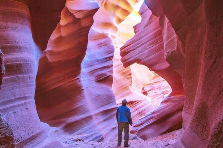 Antelope Canyon and Horseshoe Bend Day Trip from Las Vegas — Lower Antelope & Horseshoe Bend photo 2