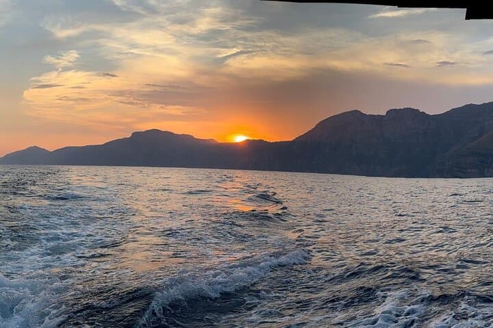 Positano to Nerano Sunset Cruise: Dockside Dinner & Li Galli Swim photo 3
