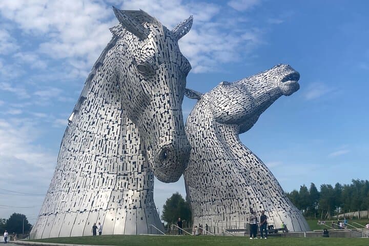 Kelpies to Castle: Loch Lomond and Stirling Day Explorer