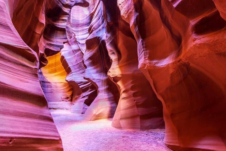 Antelope Canyon and Horseshoe Bend Day Trip from Las Vegas — Lower Antelope & Horseshoe Bend photo 3
