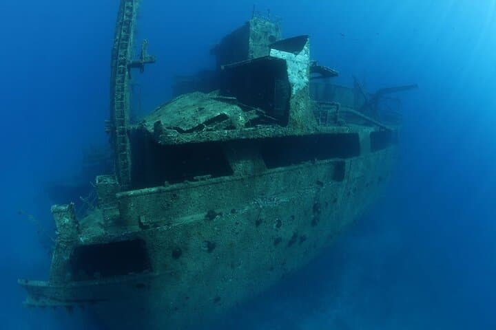 Dubai Wreck Diving from Port Rashid — Private Guided Boat Dives