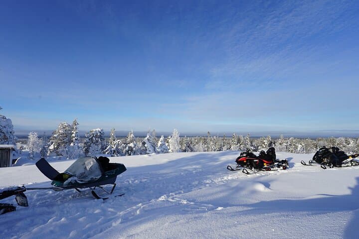 Family-Friendly Snowmobile Adventure in Lapland’s Winter Wilderness photo 5