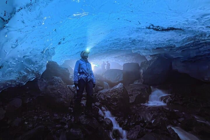 Sólheimajökull Glacier Hike and Blue Ice Cave Exploration photo 2