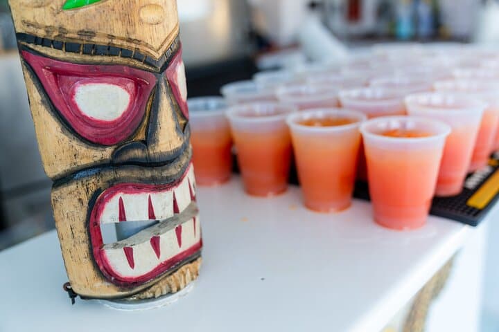 Key West Sunset Cruise: Dinner, Live Music & Open Bar on a 2‑Hour Cruise photo 5