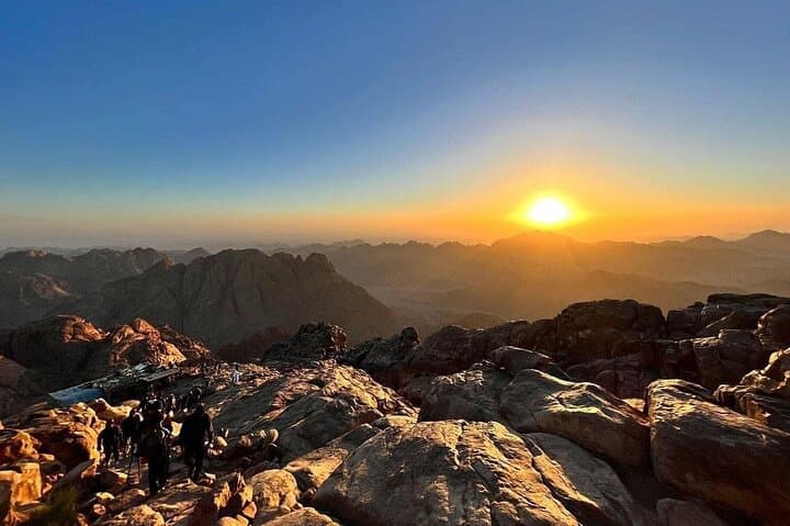 Night Climb to Mount Sinai: Sunrise Summit and St. Catherine Monastery Tour photo 1