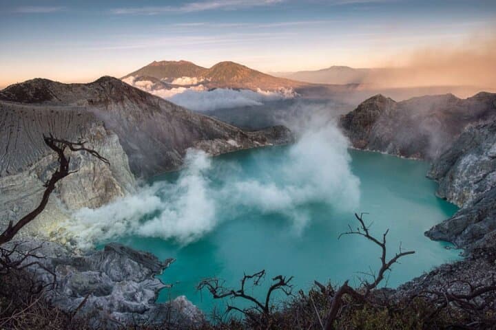 Ijen Crater Sunrise Hike: 2-Day All-Inclusive Tour from Bali photo 1
