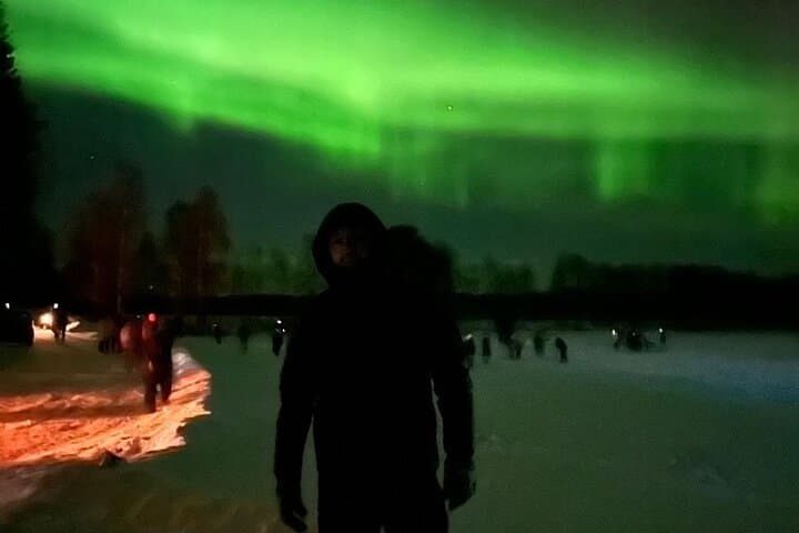 Arctic Lights: Northern Lights Chase from Rovaniemi — Lakeside Campfire Experience photo 5