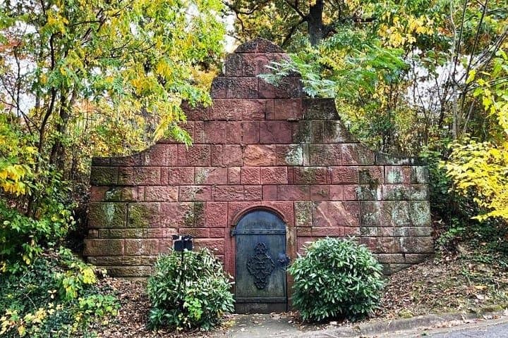 Ivy Hill Cemetery Tour: Victorian Elegance & Notable Lives in Alexandria photo 6