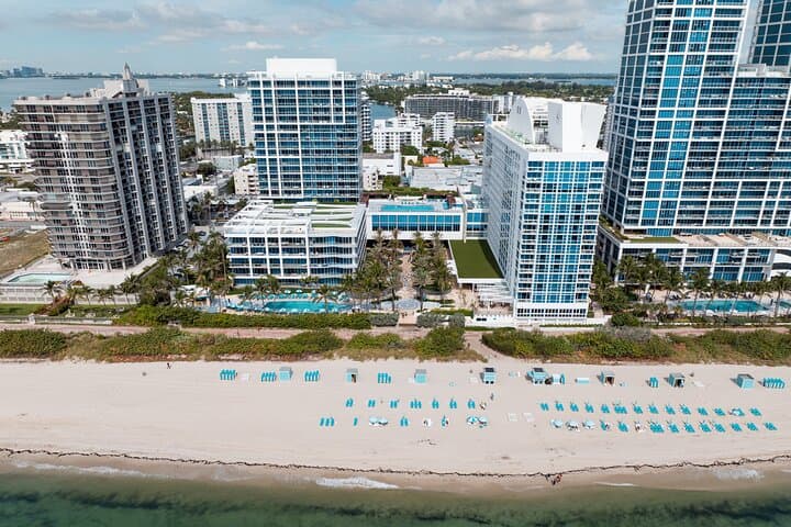 Carillon Miami Wellness Escape: Full-Day Spa & Private Healing Session photo 4