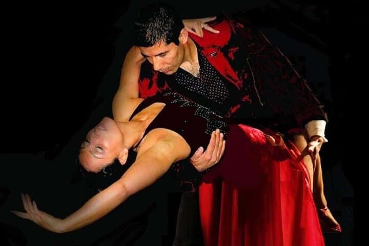 Private Tango Lessons in Istanbul with a European Champion photo 6