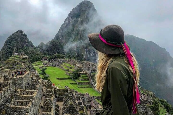 Cusco 6-Day Sacred Valley, Machu Picchu & Night in Domes photo 4