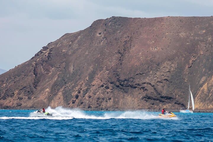 High-Speed Jet Ski Tour from Corralejo to Isla de Lobos photo 6