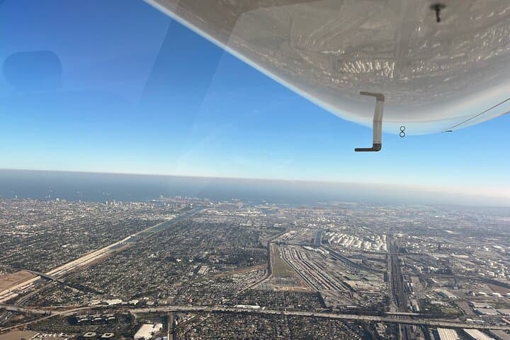 First Pilot Discovery Flight: Hands-On 1-Hour Intro Lesson in Los Angeles photo 3