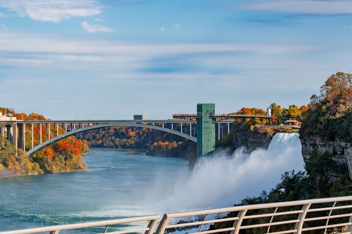 Niagara Falls Express Tour: Maid of the Mist, Observation Tower & Scenic Trolley