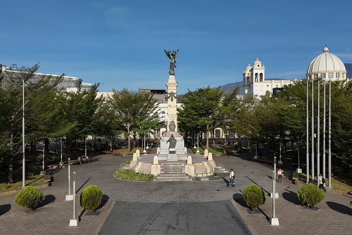 San Salvador Half-Day: Historic Center & Boquerón Volcano Park Tour photo 3
