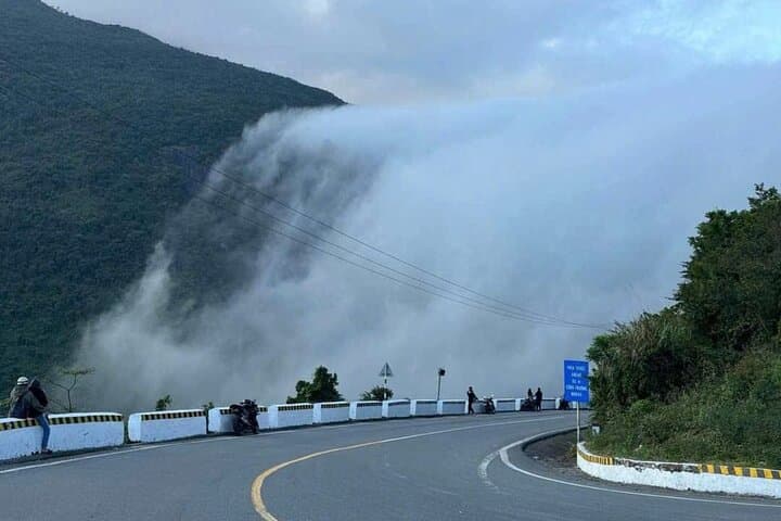Hai Van Pass Easy Rider Motorcycle Tour from Hoi An to Hue photo 4