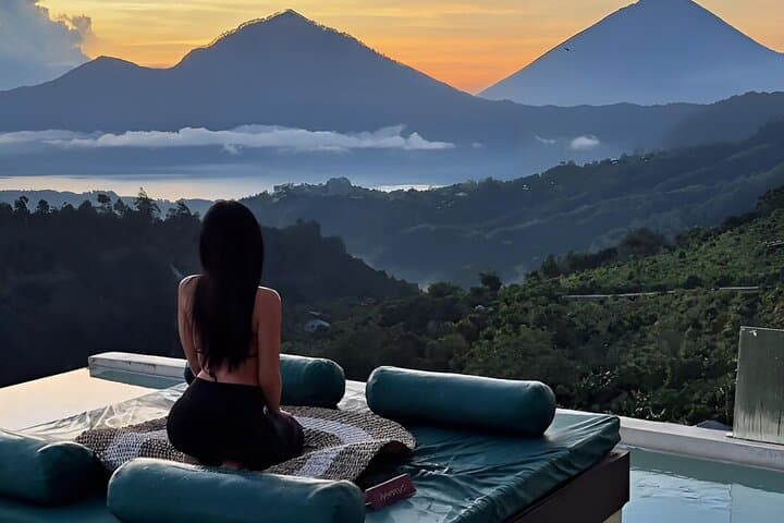 Mount Batur Jeep and Halfway Summit Trek — Sunrise from Kintamani photo 4