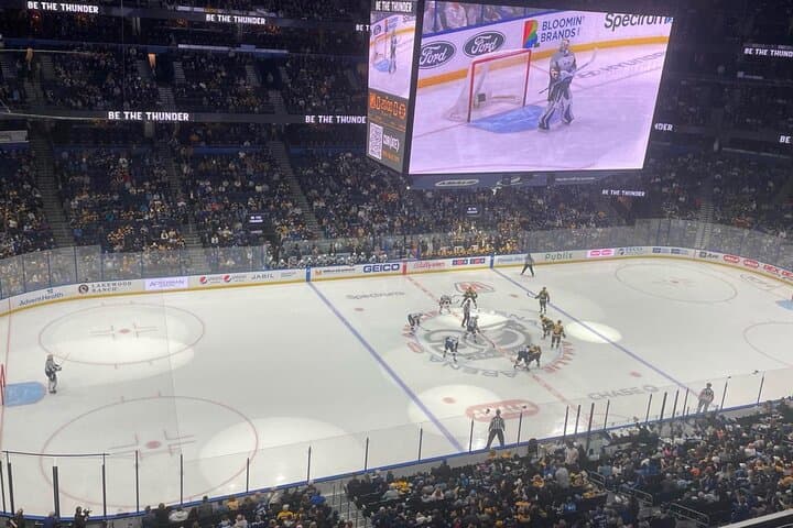 Tampa Bay Lightning at Amalie Arena — Live NHL Game Guide & Tickets photo 4