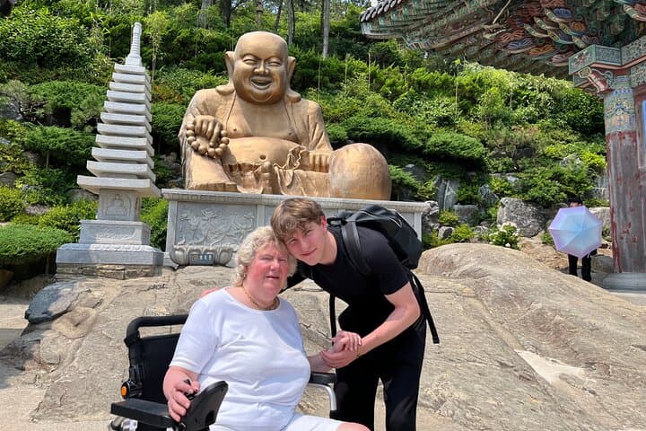 Private Busan Highlights Tour — Custom 4–8 Hour Private Sightseeing with Guide & Photographer photo 6