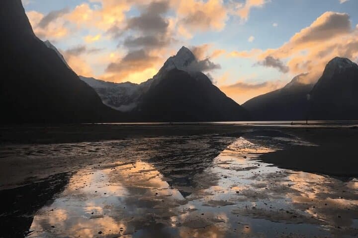 Milford Sound Day Trip from Queenstown — Scenic Cruise, Homer Tunnel & Wildlife photo 3