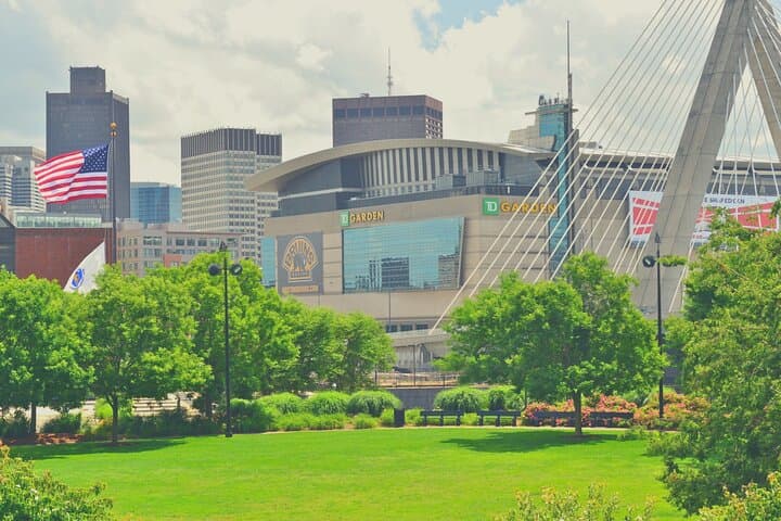 Inside TD Garden: What to Expect at a Boston Bruins Home Game photo 5