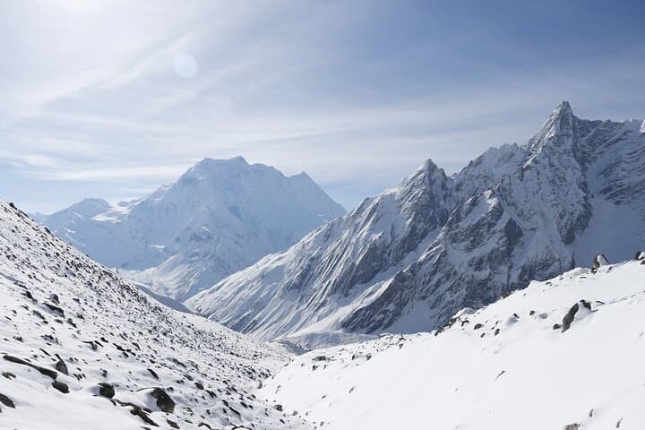 Manaslu Circuit: 12-Day Trek Over Larkya La Pass photo 4
