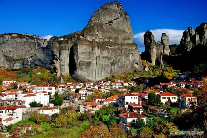 Private Delphi, Meteora & Thermopylae Tour from Athens — 2-Day Cultural Road Trip photo 3