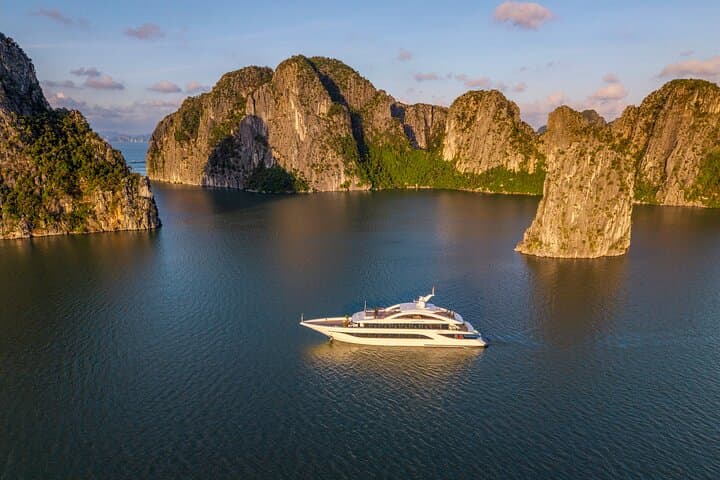 Luxury Leona 5-Star Day Cruise: Explore Ha Long Bay from Hanoi photo 2