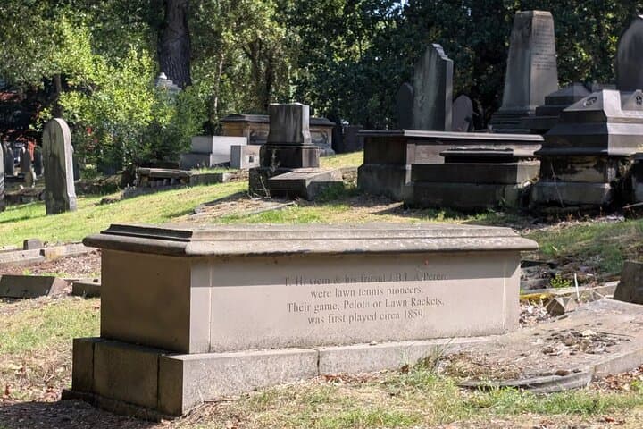 Birmingham Underground Heritage: Self-Guided Jewellery Quarter Cemetery Walk photo 4