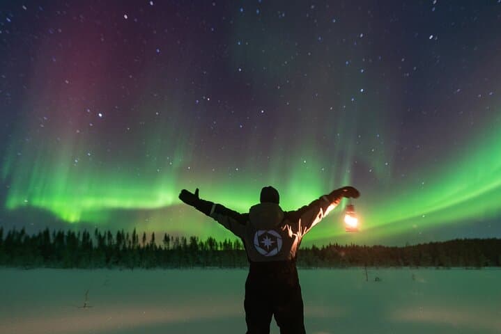 Photograph the Northern Lights in Levi: Guided Aurora Hunting Tour photo 4
