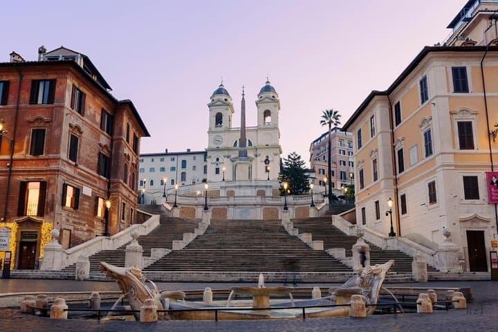 Luxury Rome Walking Tour: Spanish Steps, Trevi Fountain, Pantheon & Gelato Stop photo 4