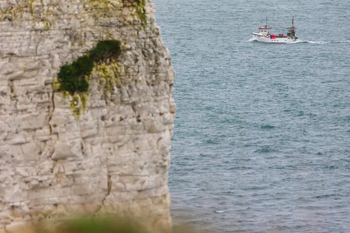 Portland Shore Excursion to Jurassic Coast: Durdle Door, Lulworth Cove & Corfe Castle photo 4