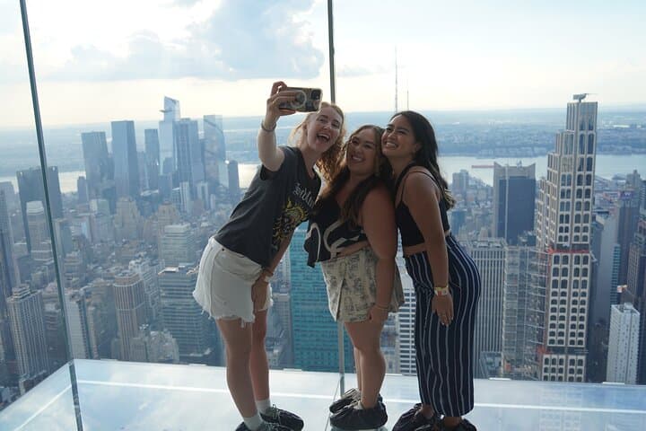 Midtown Manhattan Walking Tour and SUMMIT One Vanderbilt Observatory Experience photo 2