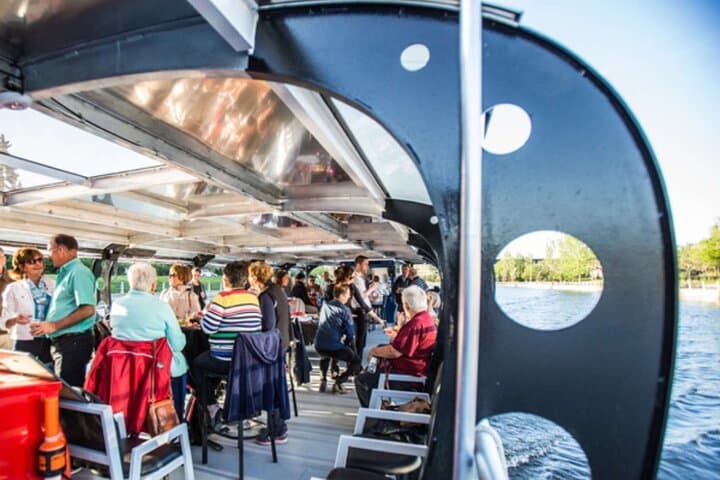 Heart of the Capital: Ottawa Stories, Sights & Rideau Canal Cruise photo 4