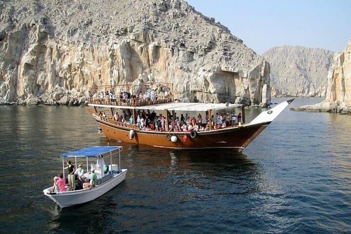 Dubai and Oman Overland: 9-Day Desert, Dhow & Mountain Adventure photo 6
