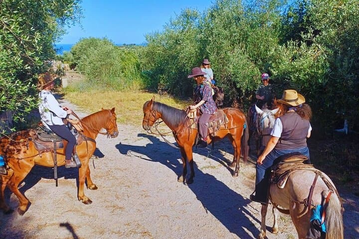Sorrento Peninsula 3-Hour Guided Horseback Ride from Sant'Agata photo 2