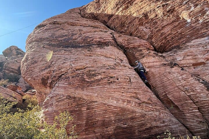 Half-Day Rock Climbing in Red Rock Canyon: Beginner Calico Basin Climbs Near Las Vegas photo 6