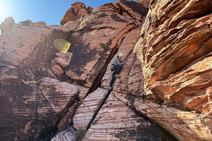 Full-Day Rock Climbing in Red Rock Canyon: Calico Basin Climb from Las Vegas photo 6