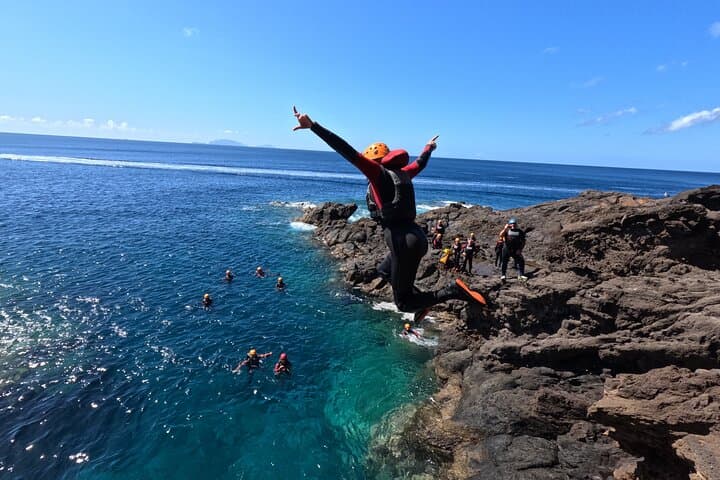 Madeira Coasteering at Ponta de São Lourenço: Cliff Jumps, Caves & Sea Lanes