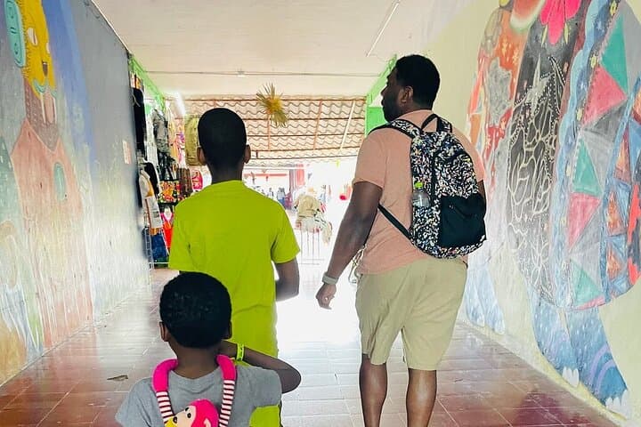 Private Cancun Shopping Tour with Tequila Tasting & Playa Delfines Photo Stop photo 4