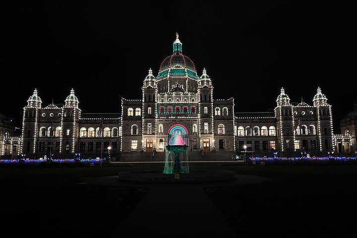 Victoria After Dark: Butchart Gardens Christmas Lights & Festive City Tour photo 4
